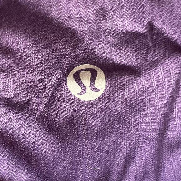 Lululemon Purple Paperbag Shorts, US4 - Picture 5 of 8